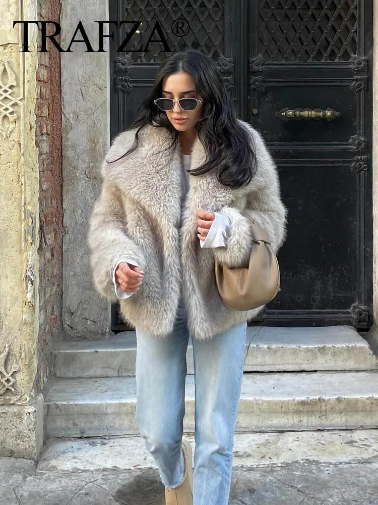 Rosa: Cropped Faux Fur Jacket